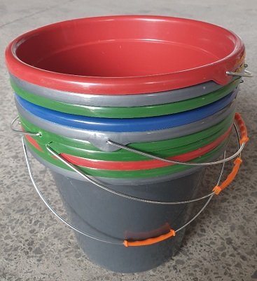 10lt Round Plastic Bucket with Metal Handle - 10 buckets